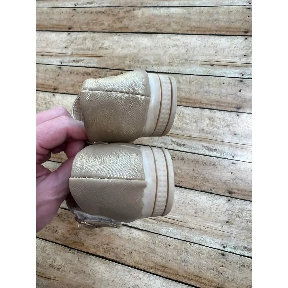 Pipperdoodles Gold Bow Shoes Size 27 (US 8.5)